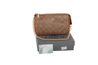 حقيبة "نوليتا 19 Nolita من كوتش