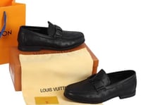 حذاء لويس فيتون Louis Vuitton Loafer أسود
