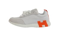 حذاء هيرمز أبيض × برتقالي