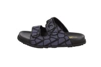 حذاء فالنتينو