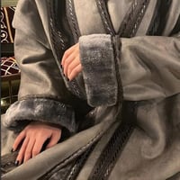 فروة ملكية شتوية نسائية