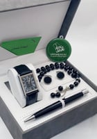 طقم اليوم الوطني بتصميم كارتير مع شعار المملكة