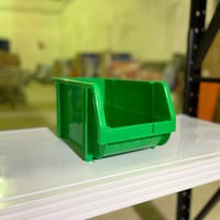 صندوق قطع غيار بلاستيك أخضر مقاس 3 - قابل للتكديس...