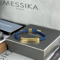 اسوارة من ماركة ميسيكا