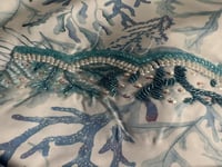 مخور حرير ايطالي شغل شك يدوي ملاحظه: التصوير يبين...