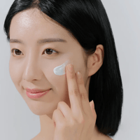 سيروم مدغشقر للحماية من الشمس مرطب بخلاصة Hyalu-Ci...