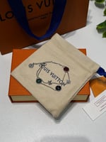 إسوارة LOUIS VUITTON معدن ذهبي