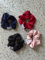 باقة هدية (بجامتين)