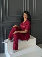 بجامة برغندي