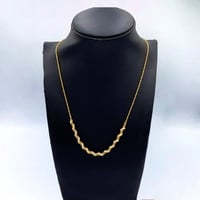 عقد ذهب عيار 18 الوزن 1.02 جرام