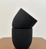 اصيص فخار اسود