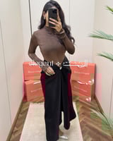 فستان سهرة فاخر استرتش بني وميكادو أسود بتفصيلة لؤ...