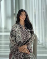 جلابية باكمام طويلة بطبعات تراثية