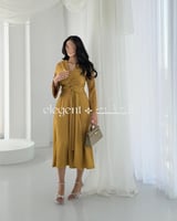 فستان بتصميم لف ملفوف وحزام ناعم