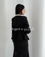 طقم إيليت الأسود الراقي بتطريز و تحديد خصر خلفي -...