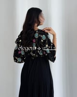 فستان سهرة فخم بتطريز أنيق