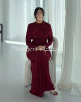 فستان سهرة لون توتي بكشكشة أنيقة وجذابة