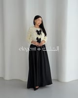 طقم روز دي نوير – جاكيت ورود ثلاثية بفيونكات سوداء...