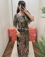 فستان سهره فاخر مطرز بأكمام قصيرة أسود ذهبي