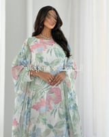 جلابية مشجرة أنيقة بقصة واسعة وحزام داخلي