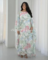 جلابية مشجرة أنيقة بقصة واسعة وحزام داخلي