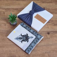 شماغ كشميري أصلي بتصميم كلاسيكي - خفيف ودافئ بملمس...