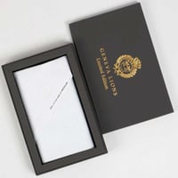 شماغ جينيفا ليونز أبيض سويسري 2024