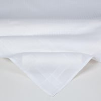 شماغ مسارو Massaro الابيض كلاسيك