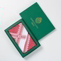 شماغ جينيفا ليونز بلاتينيوم الأحمر 2025