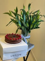 موس شوكولاتة وفازا كازابلانكا