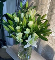 فازا 10 اغصان كازابلانكا 10 وردات جوري