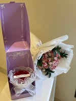 ميني كيك و بوكيه روز و بيبي روز