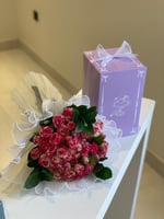 ميني كيك و بوكيه