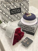 كيك بلو فلفت وجوري