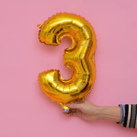 بالونات ارقام فويل صغيرة 34 انش (معبأة بالهواء)