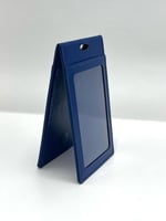 حافظ بطاقة جلد