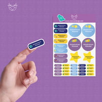 استيكر مدرسي بالاسم بتصميم فضاء