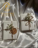 تعليقه سياره بالاسم