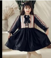 فستان بشعار يوم التاسيس