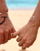 اساور كبلز حروفكم مخصصة