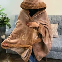 شال شتوي نسائي بلاسم او العباره حسب الطلب