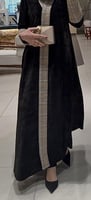 عباية مخمل بتصميم جديد وانيق