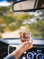 تعليقة سيارة بالاسم و استودعتك الله