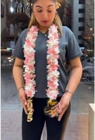 عقد تخرج بالاسم مع الورد 2025