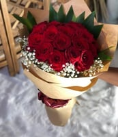 تغليفات انيقه مع اضافة عبارة كرت حسب الطلب