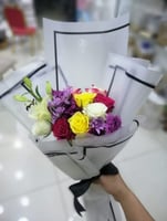 تغليفات انيقه مع اضافة عبارة كرت حسب الطلب