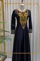 جلابيات نسائية يوم التأسيس مع السدو