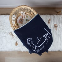 بطانية صوف مطرزة