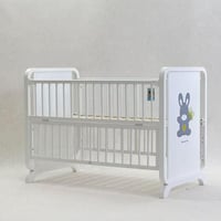 سرير اطفال خشب فاخر متعدد المستويات بباب جانبي قاب...