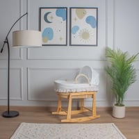 سلة موسى قش بتلبيسة قماش قطن اوف وايت مزيّة بكلفة